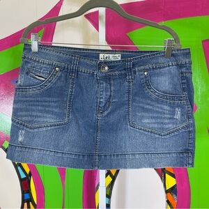 lei Ashley Trouble, Denim Mini Skirt Y2K. Size 15 Reg. In excellent condition!